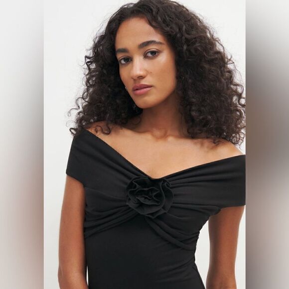 Reformation Fiorello Rosette Off The Shoulder Maxi Dress Medium NEW - Picture 5 of 10